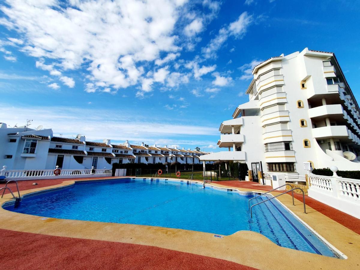 Cozy Apartment On The Beach Sitio de Calahonda Extérieur photo