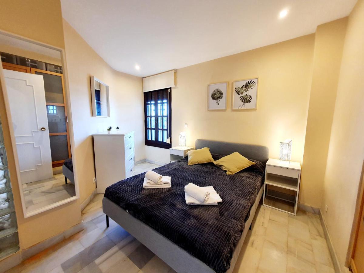 Cozy Apartment On The Beach Sitio de Calahonda Extérieur photo