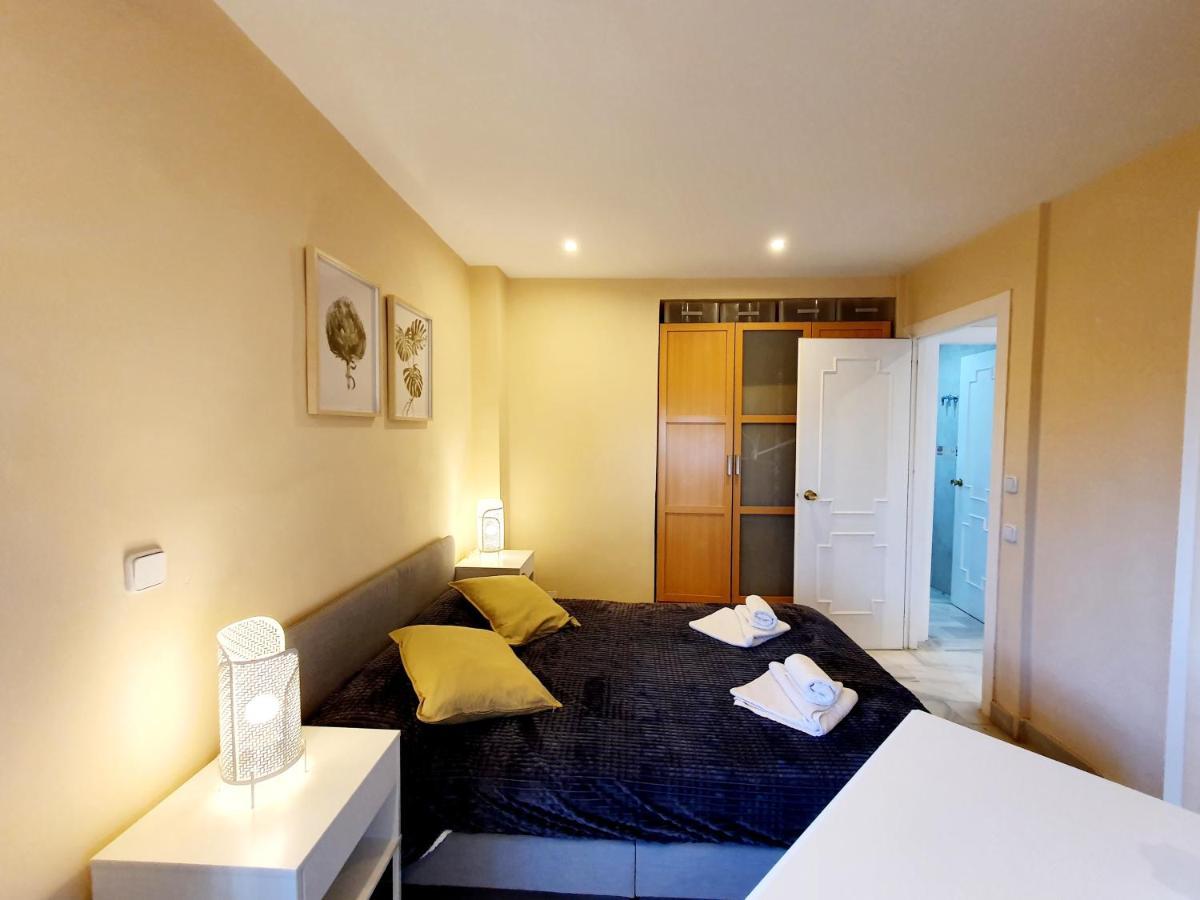 Cozy Apartment On The Beach Sitio de Calahonda Extérieur photo