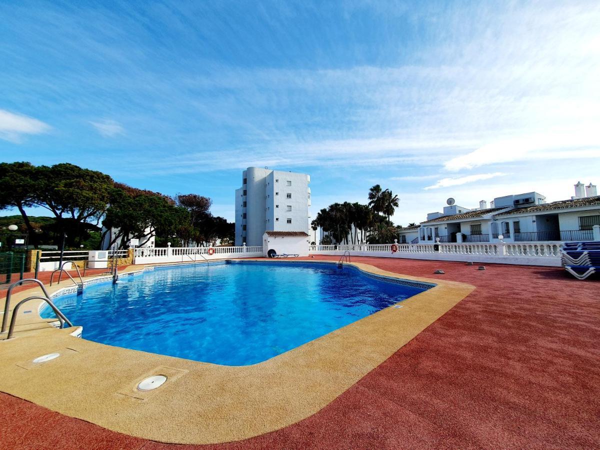 Cozy Apartment On The Beach Sitio de Calahonda Extérieur photo