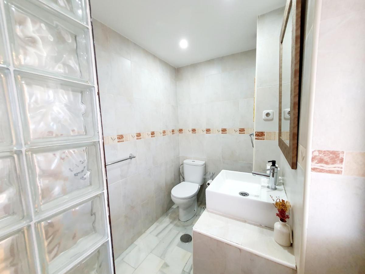 Cozy Apartment On The Beach Sitio de Calahonda Extérieur photo