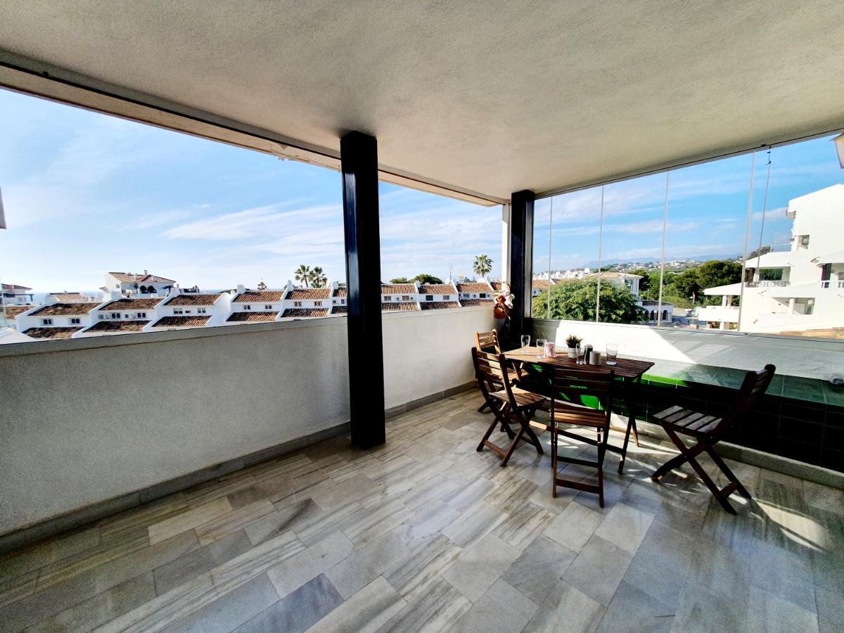 Cozy Apartment On The Beach Sitio de Calahonda Extérieur photo