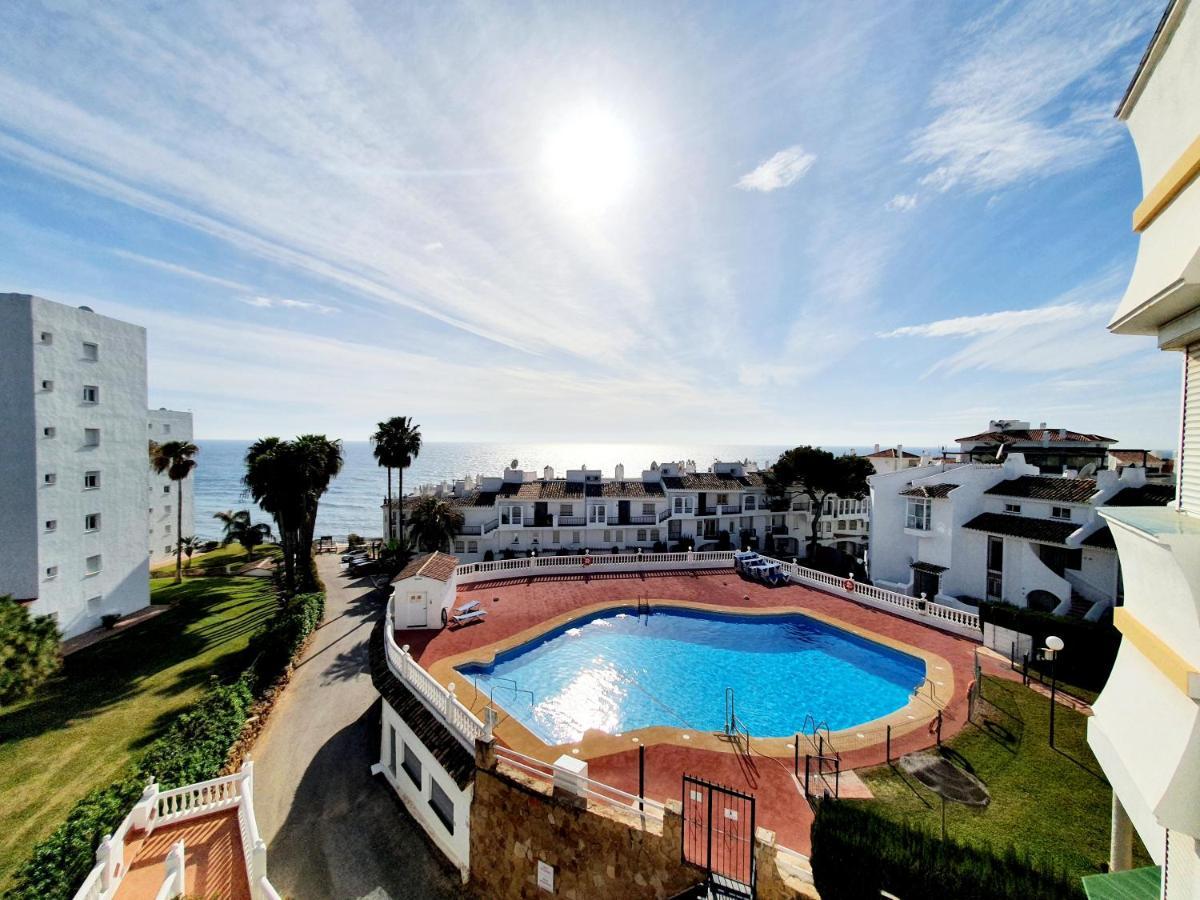 Cozy Apartment On The Beach Sitio de Calahonda Extérieur photo