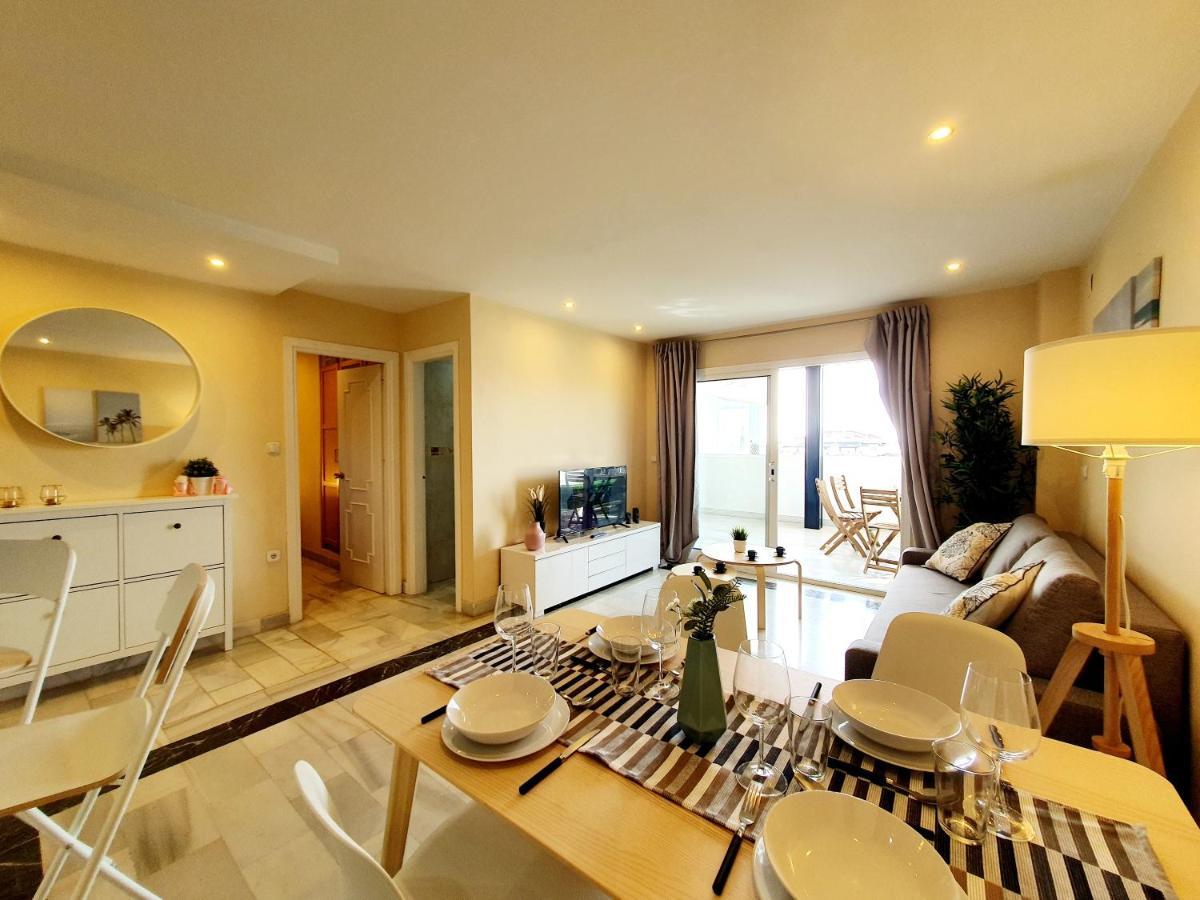 Cozy Apartment On The Beach Sitio de Calahonda Extérieur photo